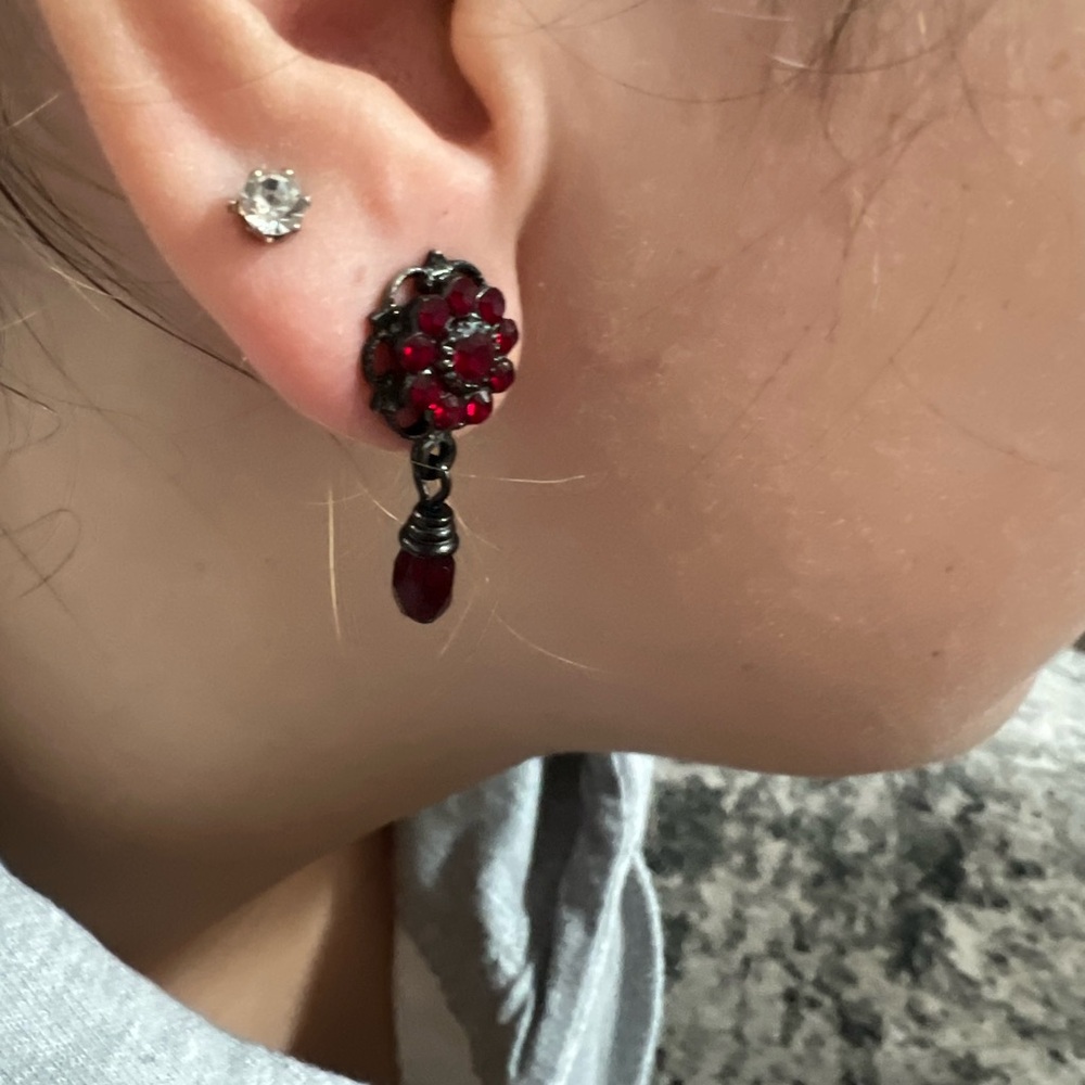 Vintage Ruby Red Floral Drop Earrings - Picture 3 of 3